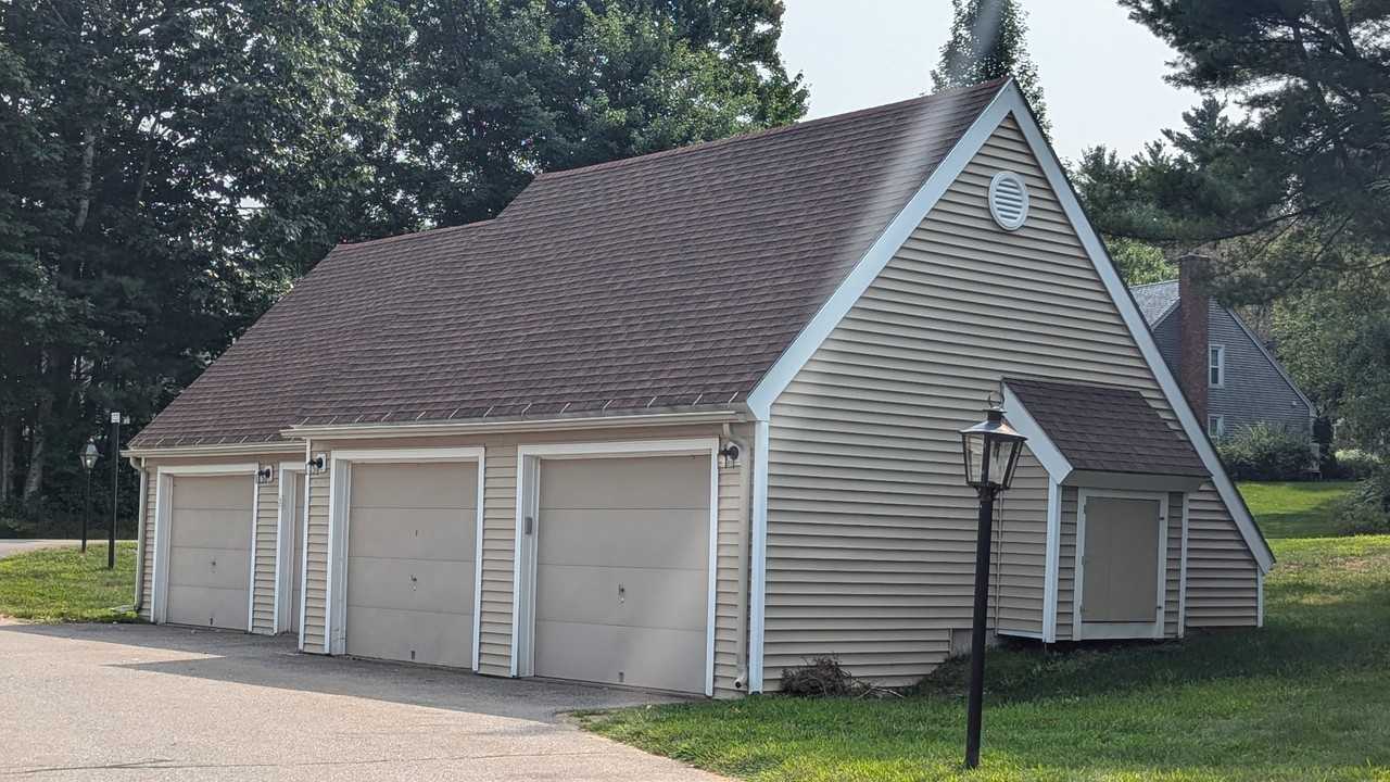 11 Songbird Ln #1 - Photo 3 of 32