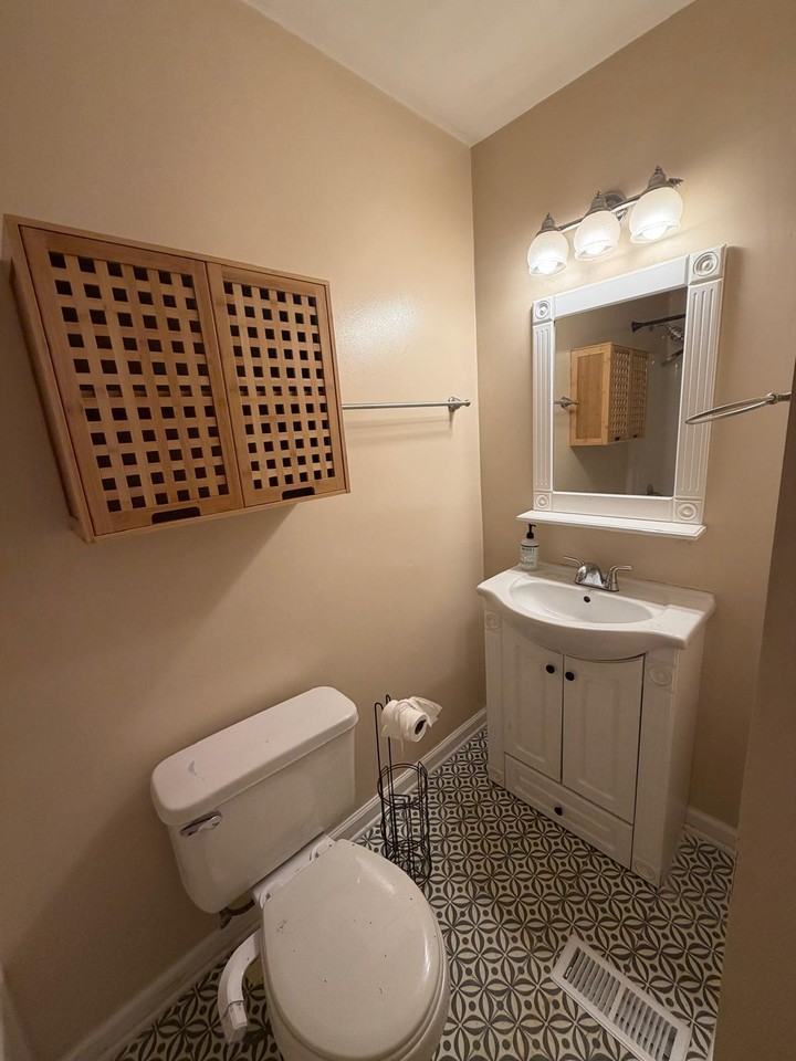 120 Forrest Dr - Photo 7 of 14