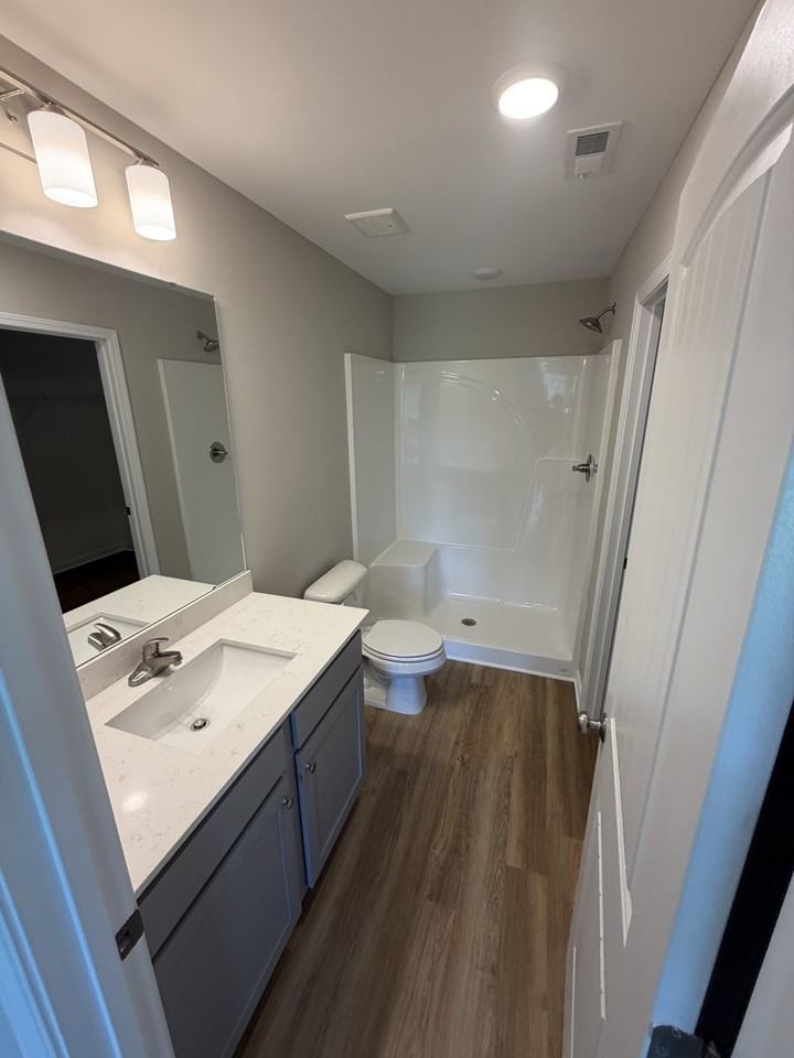 833 Middleton Rd - Photo 3 of 11