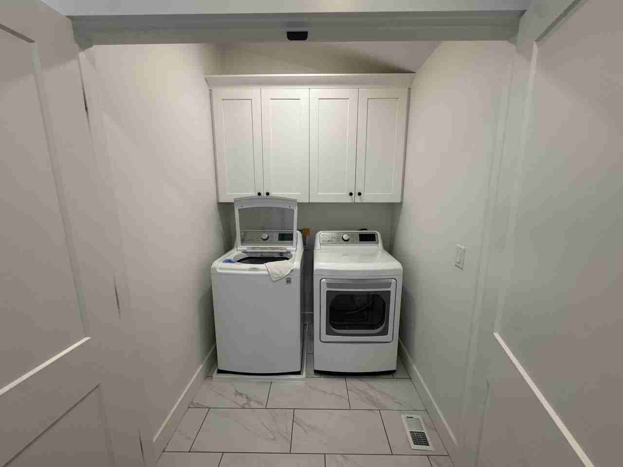 1137 Northwest #1 - Photo 2 of 20