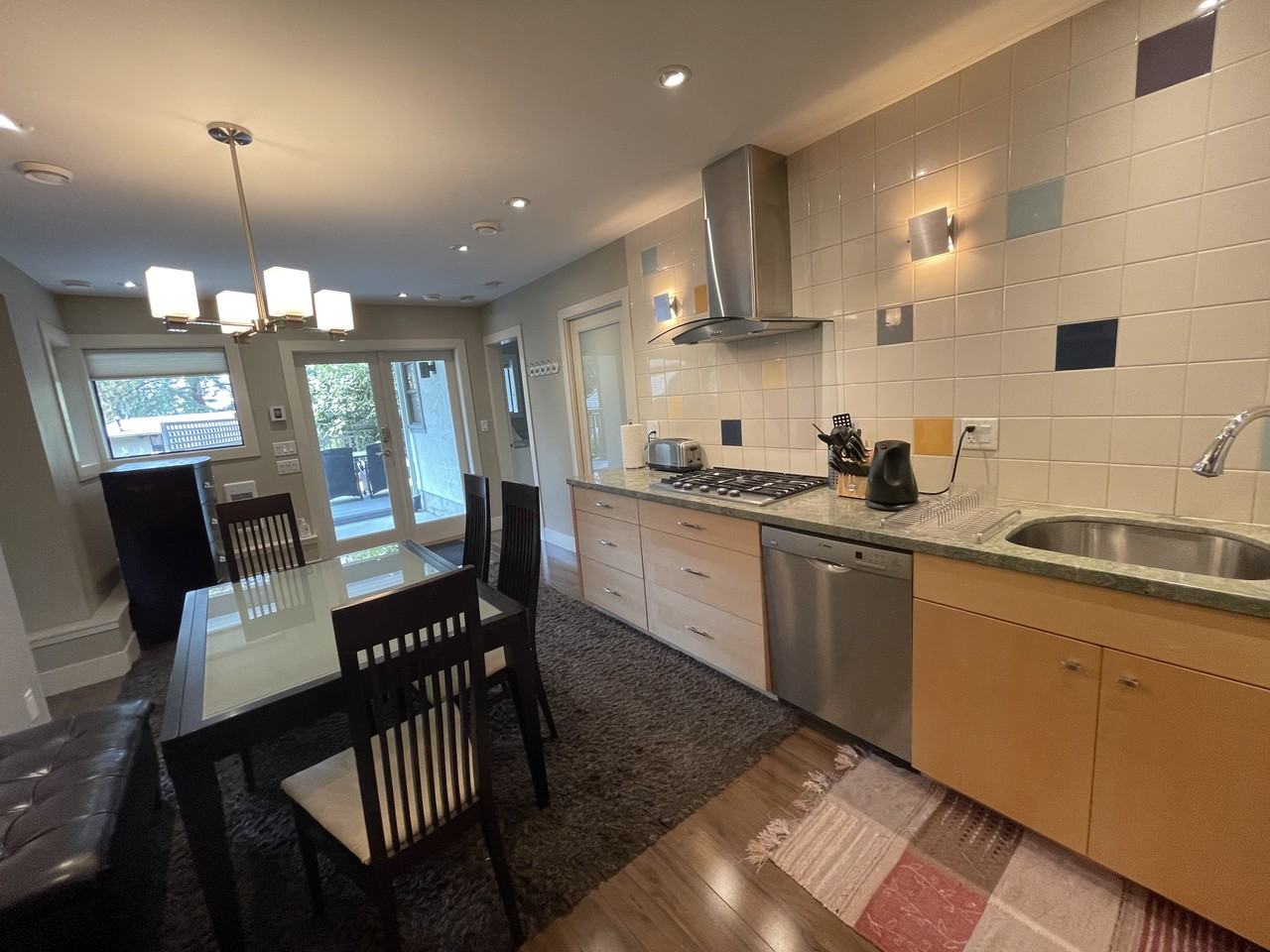 4091 Norwood Avenue - Photo 2 of 26