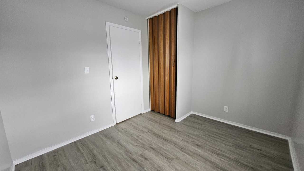 7812 Souter Dr - Photo 7 of 15