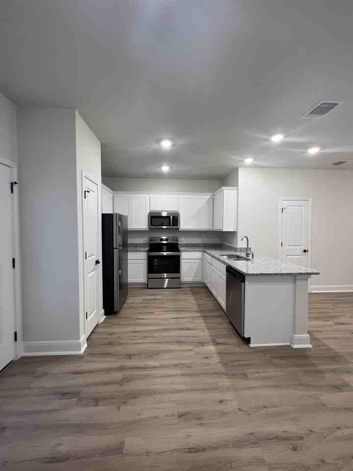 13851 Enzo Gate #102 - Photo 6 of 40