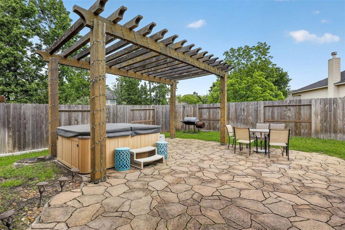25710 Crisp Spring Ln - Photo 3 of 3