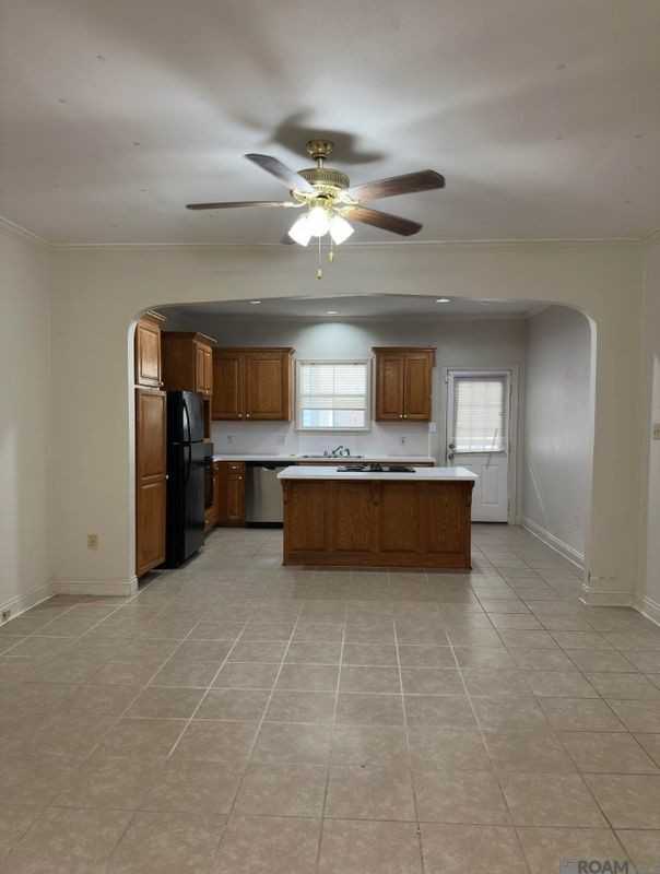 457 Bellewood Dr - Photo 3 of 20