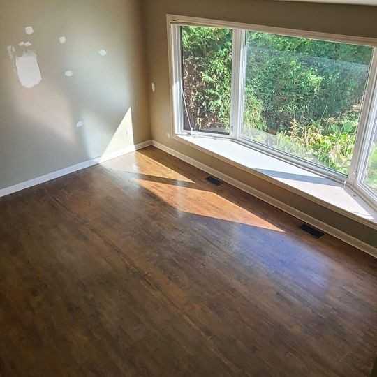 1162 Parkway Drive - Photo 3 of 14