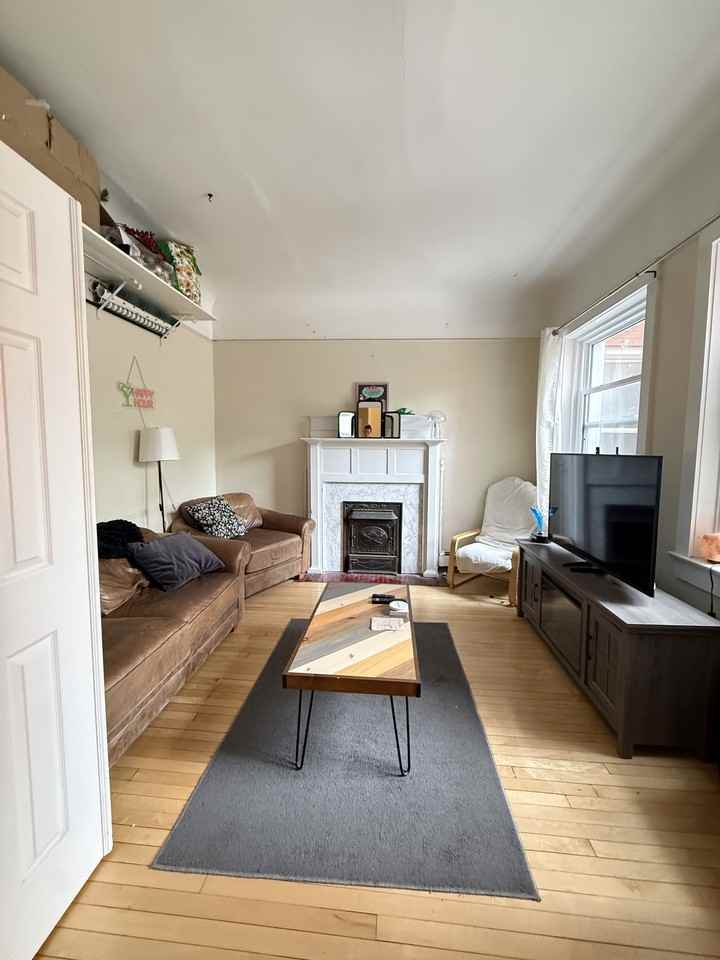 345 Elgin Street - Photo 5 of 16