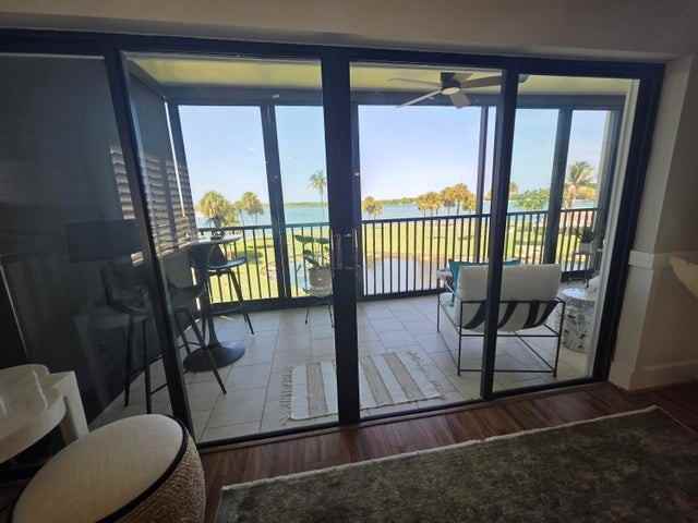 200 Intracoastal Place - Photo 5 of 8