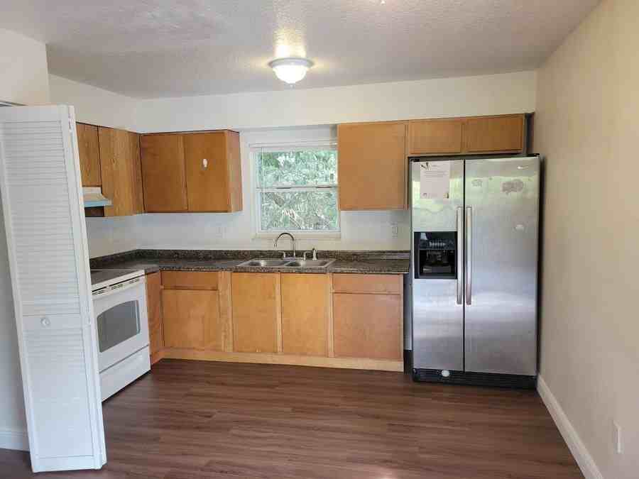 3209 N 49th St Apt B #3209B - Photo 2 of 15