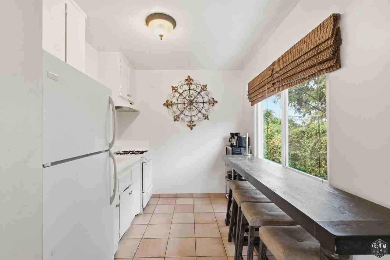 3743 Mclaughlin Ave #12 - Photo 6 of 17