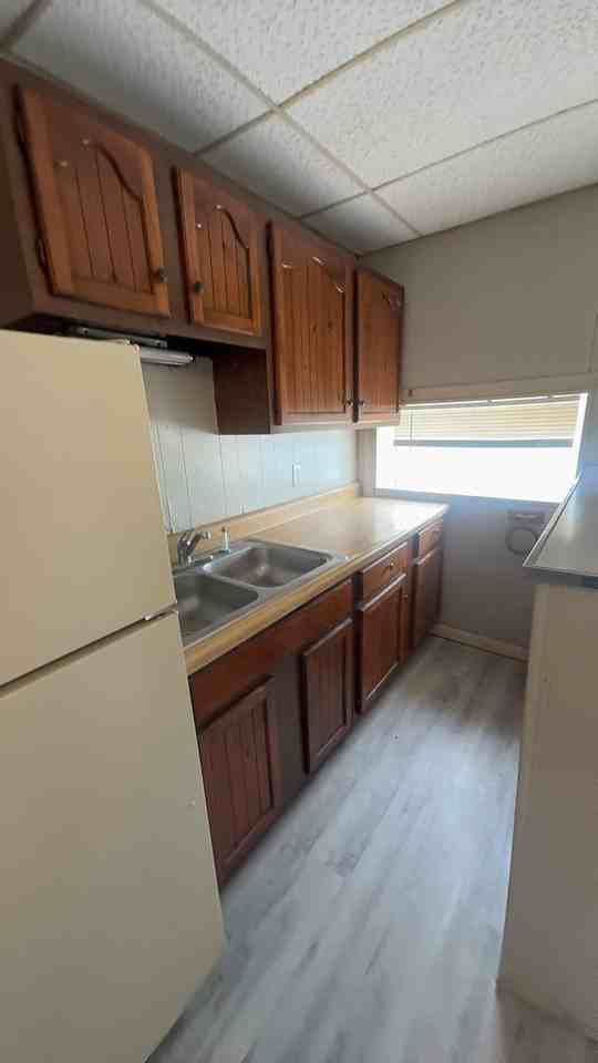 1514 W Jackson St #1 - Photo 6 of 8