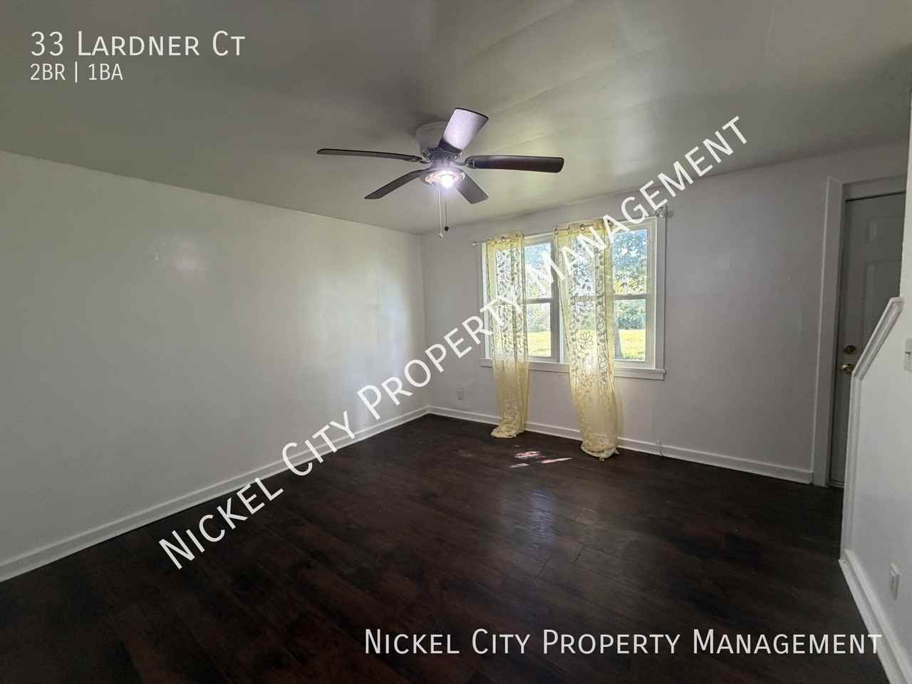 33 Lardner Ct - Photo 2 of 10