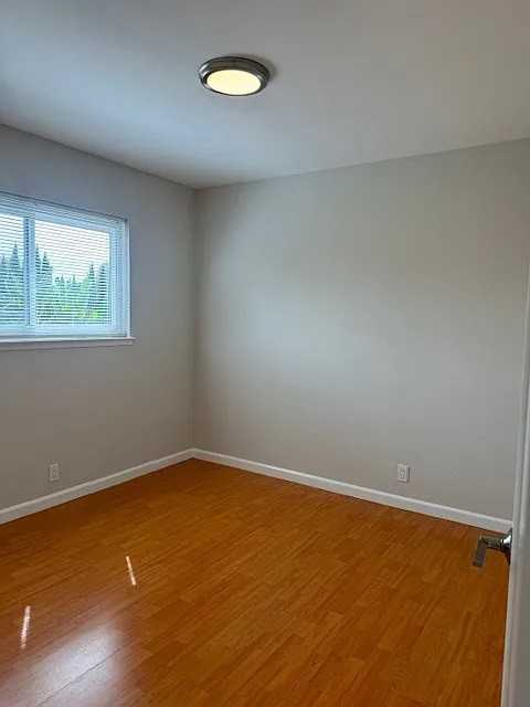 490 E Hedding St #3 - Photo 2 of 10