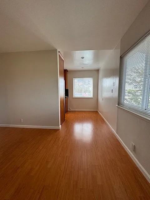 490 E Hedding St #3 - Photo 3 of 10