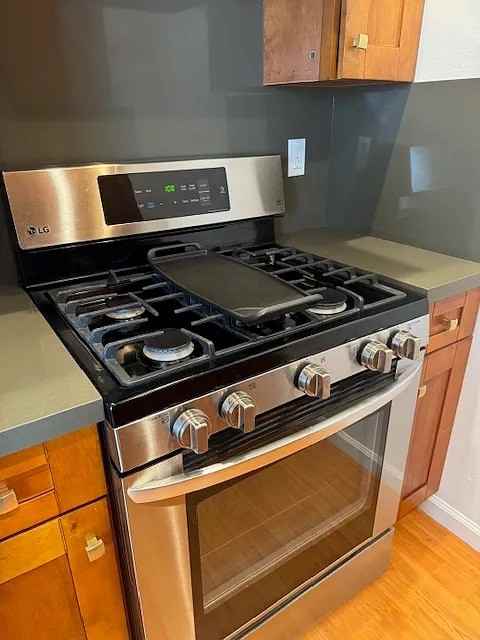 490 E Hedding St #3 - Photo 4 of 10