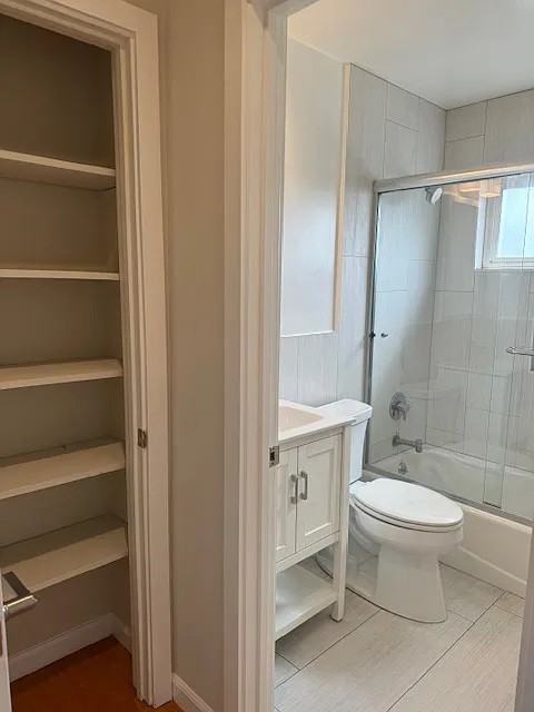 490 E Hedding St #3 - Photo 5 of 10