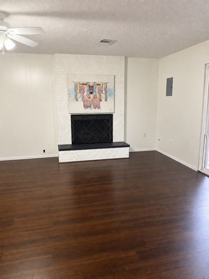 7213 Prairie Rd Ne #NA - Photo 6 of 18