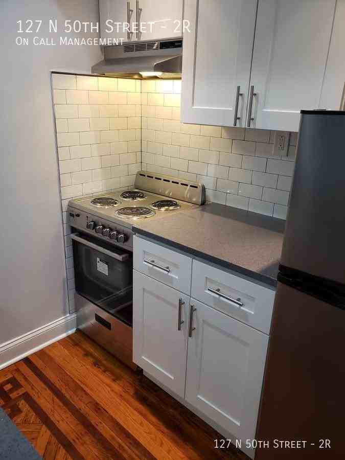 127 N 50th St #2R - Photo 4 of 15