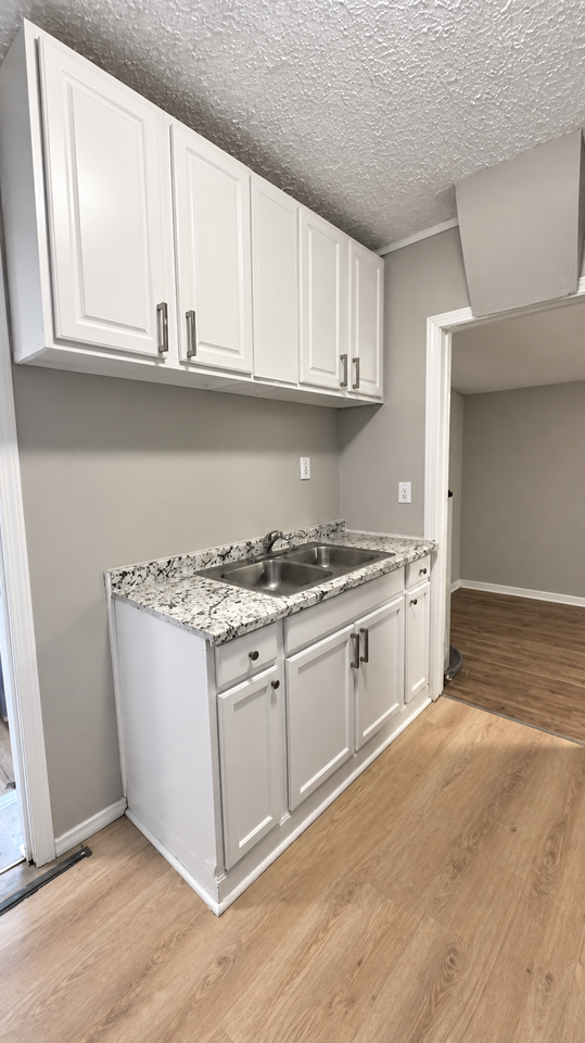 7086 Alan Ave - Photo 4 of 5