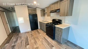 featured image of 92 Town And Country Dr