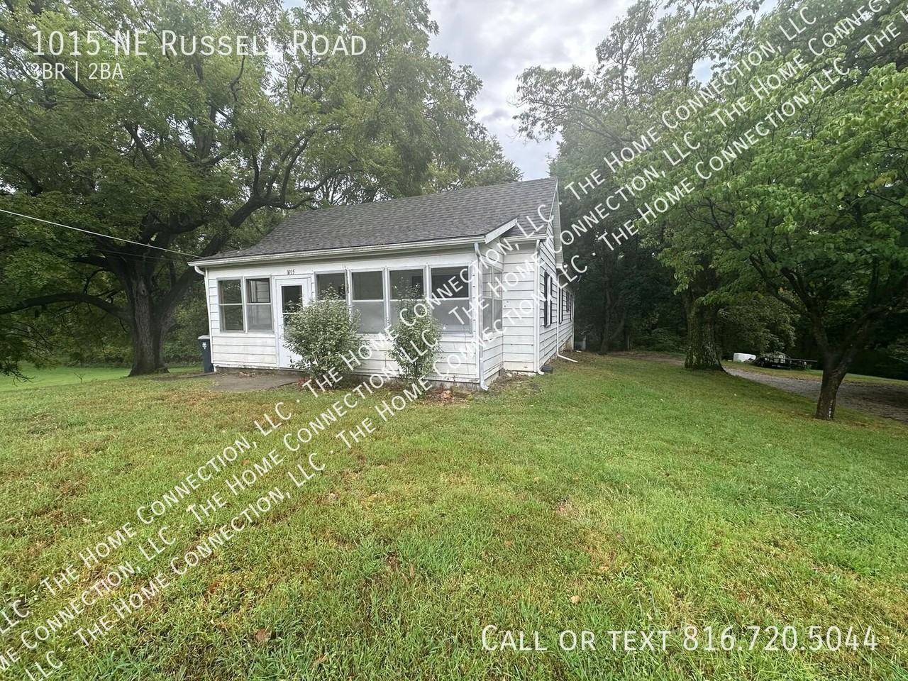 1015 Ne Russell Rd - Photo 2 of 28