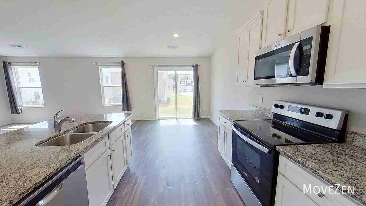 4612 Hazelburn Dr - Photo 4 of 42