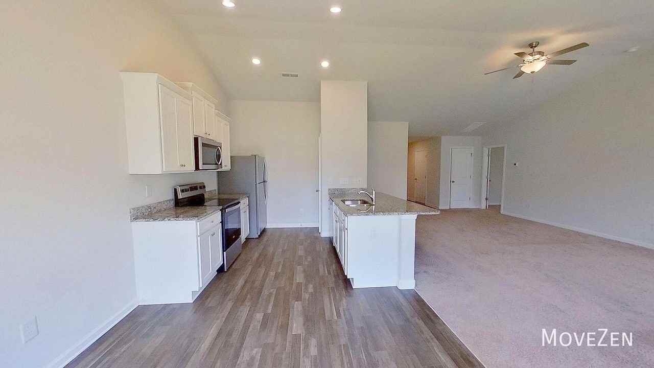 4612 Hazelburn Dr - Photo 6 of 42