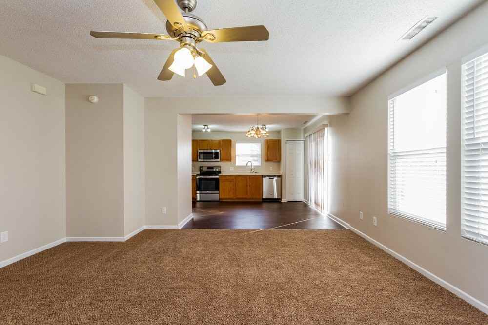 708 Wheatgrass Dr - Photo 2 of 15