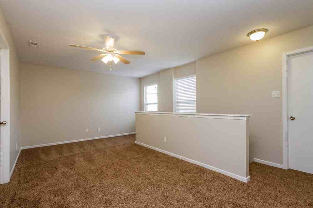 708 Wheatgrass Dr - Photo 5 of 15