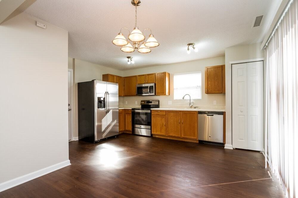 708 Wheatgrass Dr - Photo 7 of 15