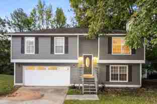 1300 Bedford Ln Ne - Photo 1 of 1