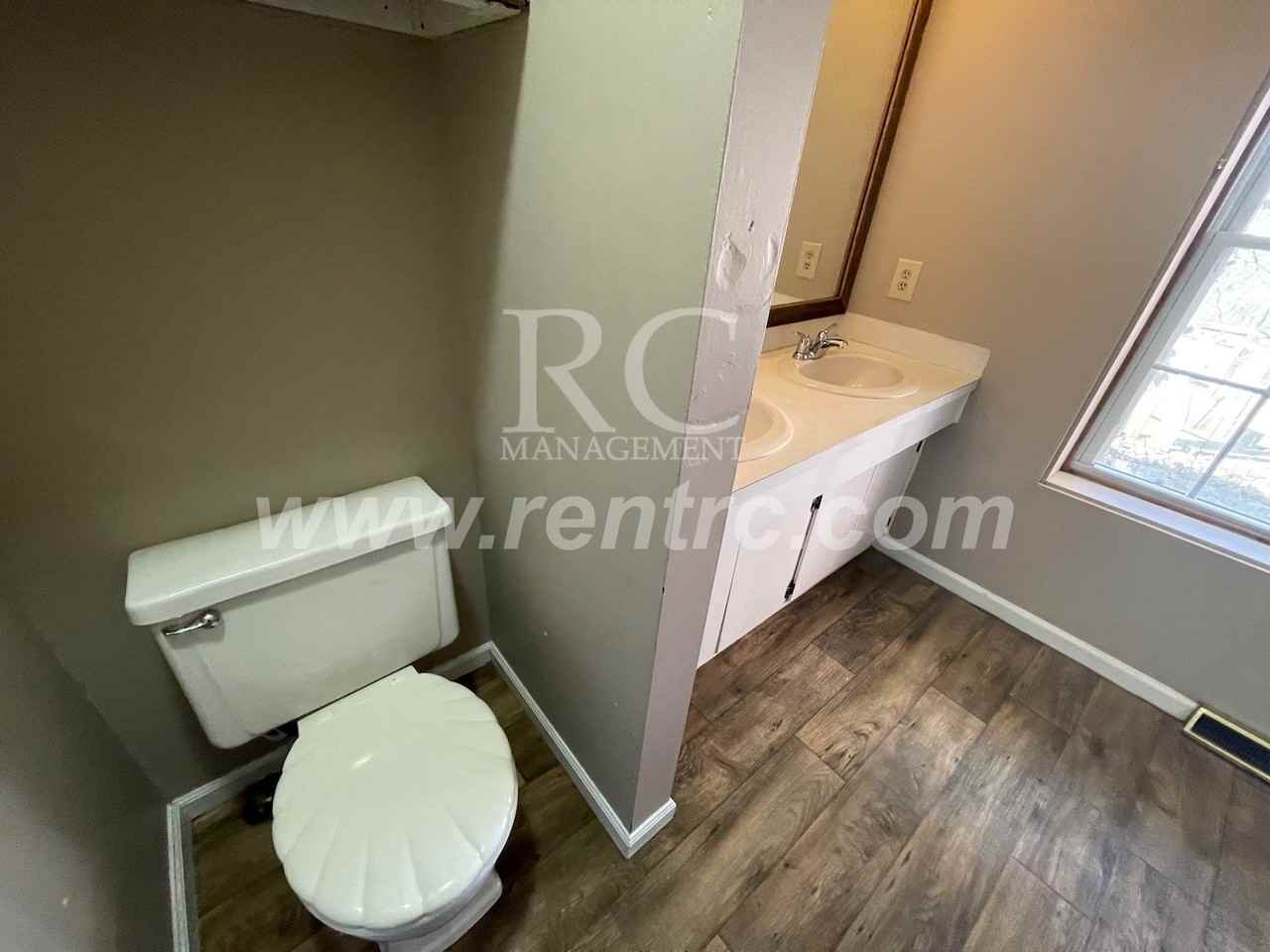 3570N N Vermilion St #N - Photo 5 of 21