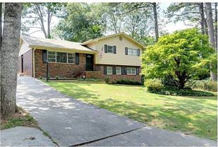 2342 Cortez Way Ne - Photo 1 of 1