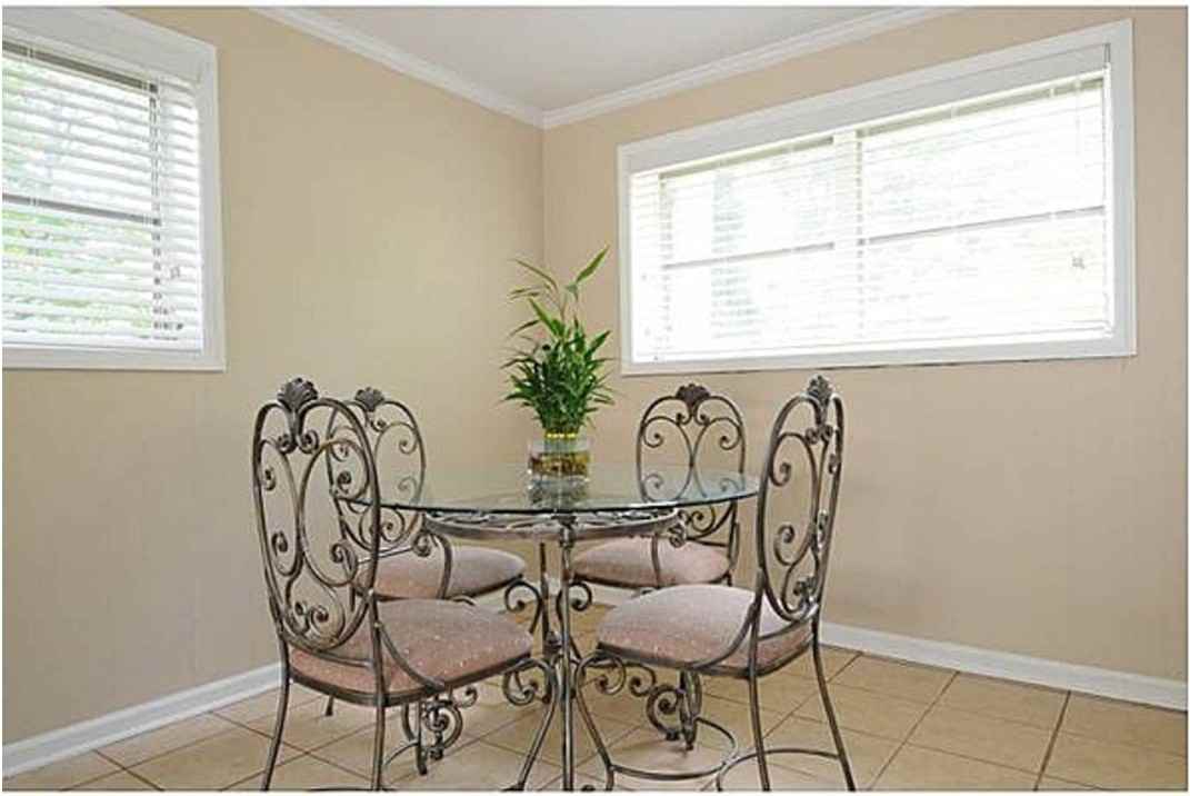2342 Cortez Way Ne - Photo 6 of 17