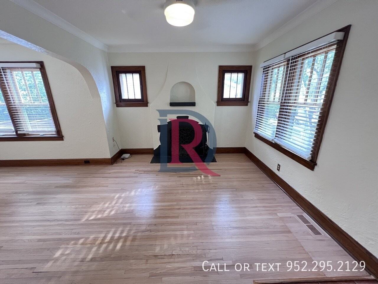 4227 5th Ave S - Photo 4 of 34