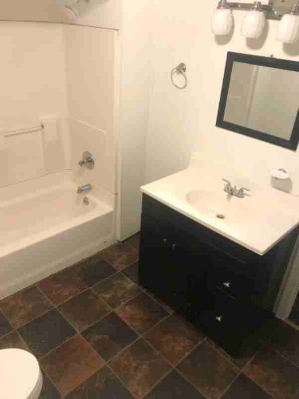 704 N Chestnut St #1 - Photo 6 of 10
