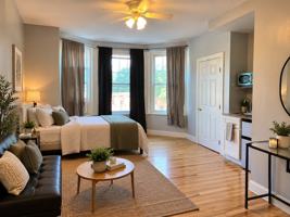 featured image of 5023 Spruce St