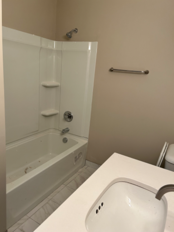 30515 Wmile Rd - Photo 4 of 15