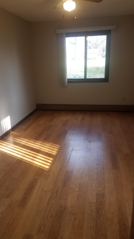 600 Bowman St #3 - Photo 2 of 5
