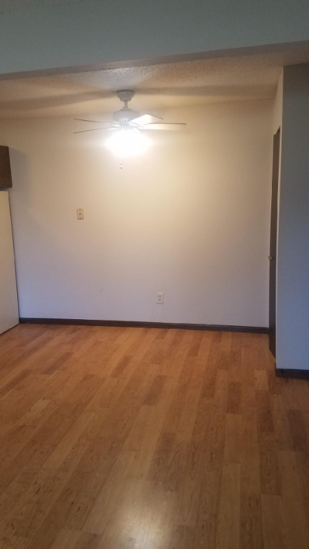 600 Bowman St #3 - Photo 3 of 5
