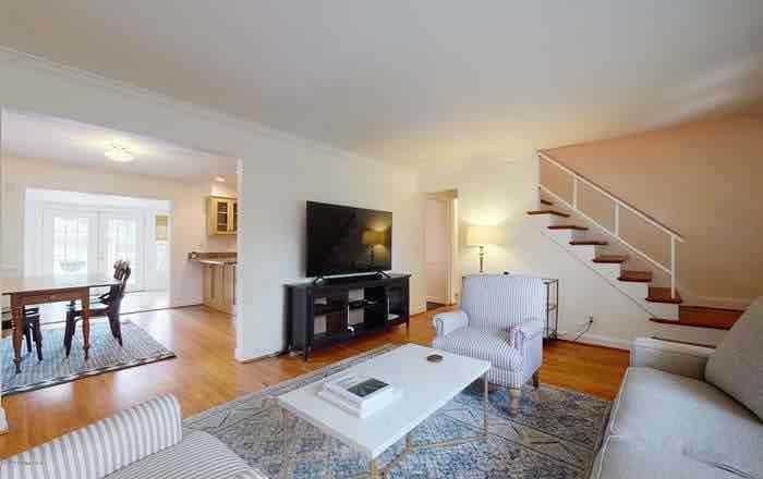 3706 Napanee Rd - Photo 4 of 33