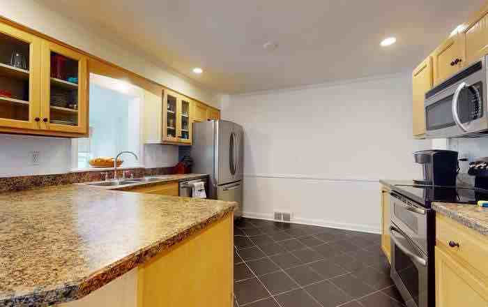 3706 Napanee Rd - Photo 7 of 33