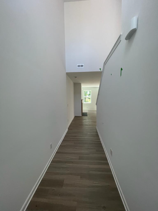 5950 Lyon St - Photo 5 of 16