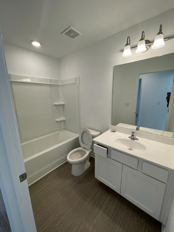 5950 Lyon St - Photo 7 of 16