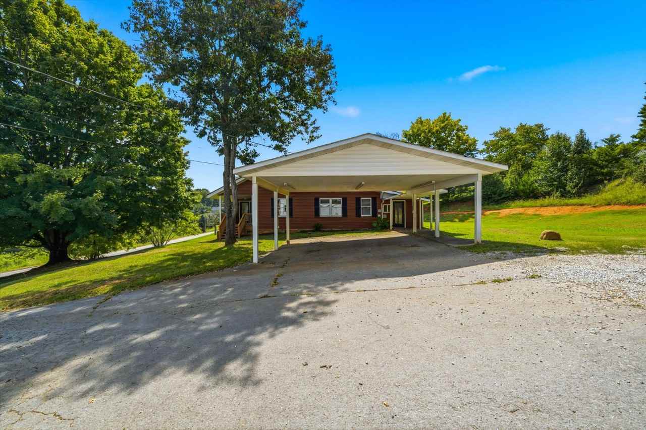 504 Bent Rd - Photo 5 of 38