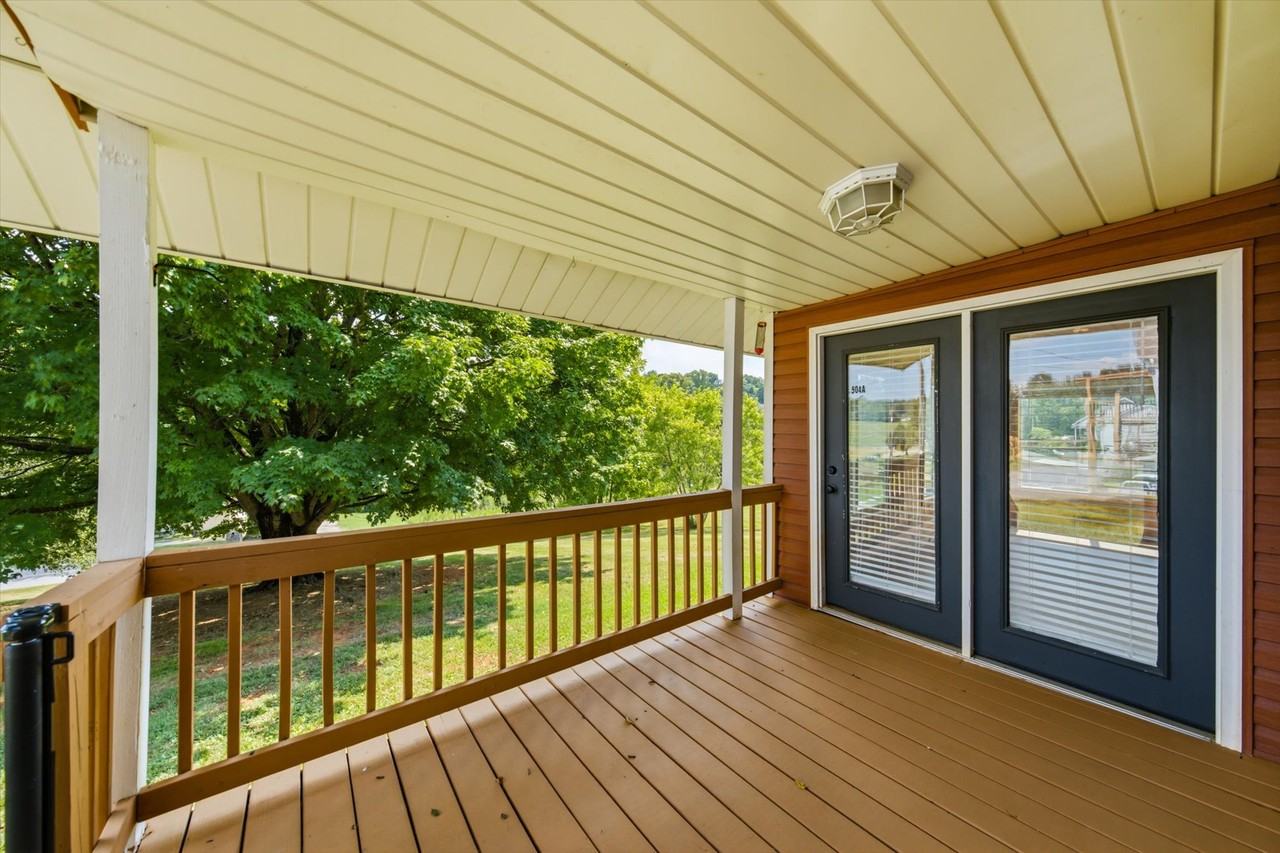 504 Bent Rd - Photo 7 of 38