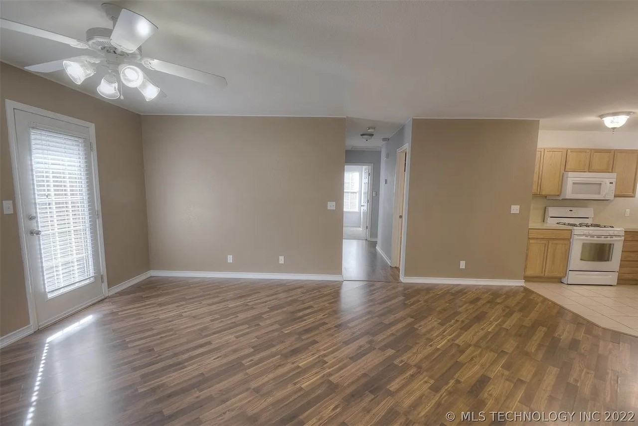 5644 S Xenophon Ave - Photo 4 of 17