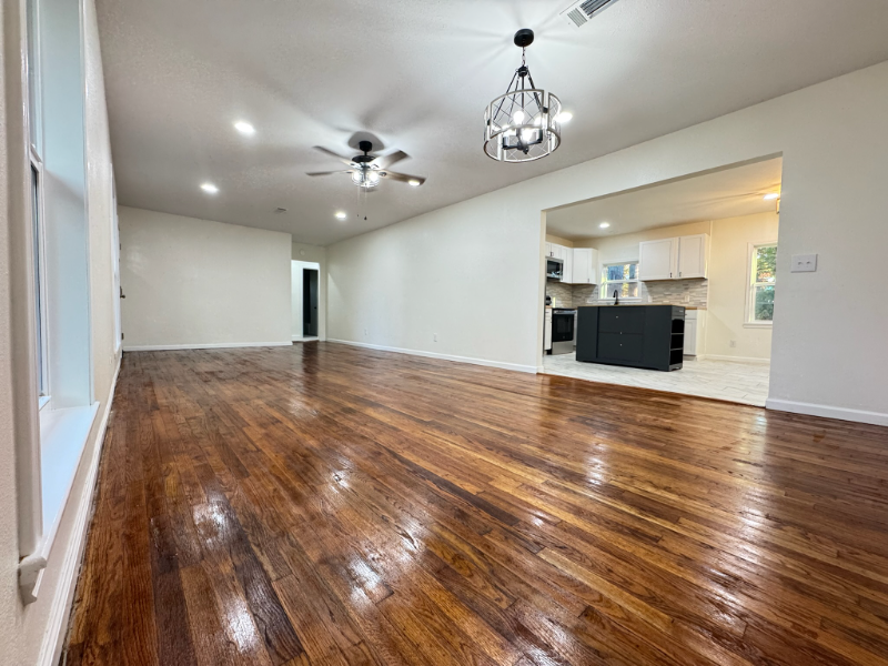 417 Sunset Blvd - Photo 2 of 14