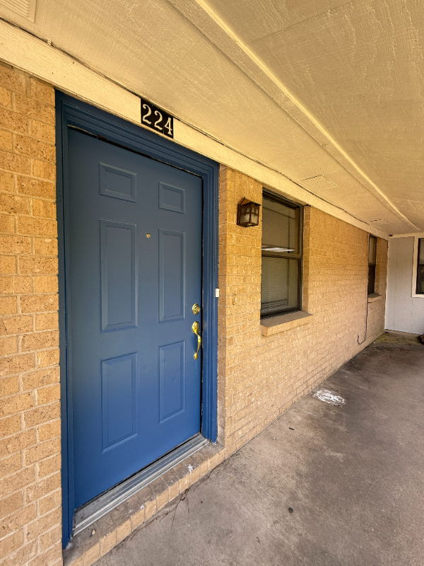 224 Bluebird Ln #224 - Photo 2 of 12