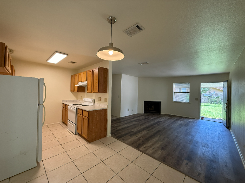 224 Bluebird Ln #224 - Photo 4 of 12